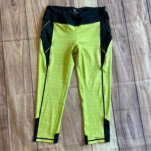Neon green active leggings